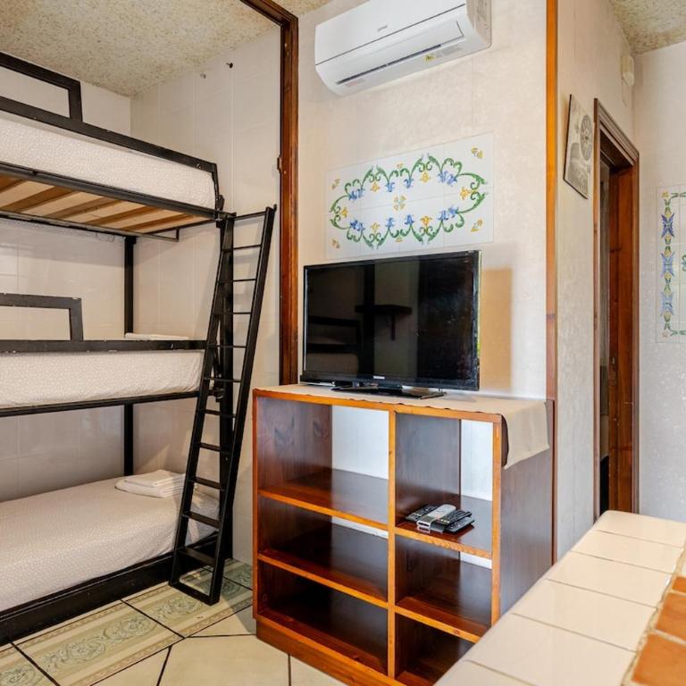 Adele's apartment - mulinia residence - Casa Vacanze - 10