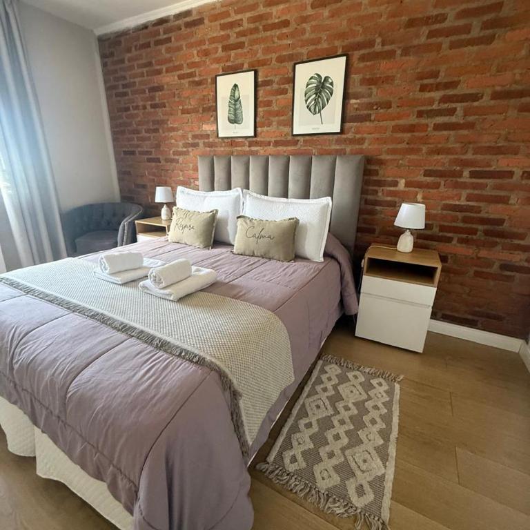 Puente de la Mujer - One-Bedroom Apartment - 6