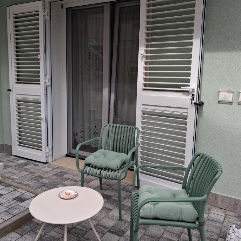 Villaverde Urban Tourist Ravenna - Appartamento Deluxe con 2 Camere da Letto e Vista Giardino - 18