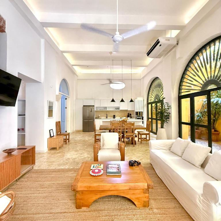 by Calamari Homes - El Porvenir 206 walled city - Two-Bedroom Apartment - 1