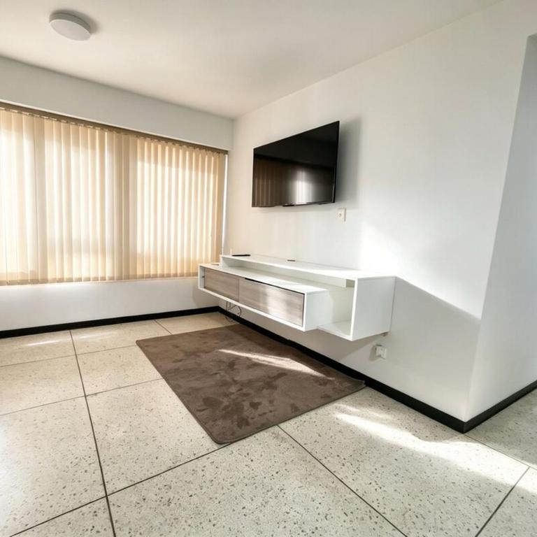 2 Apto Céntrico Saime, Ministerios y Mayoristas ropa - Apartamento de 2 dormitorios - 1