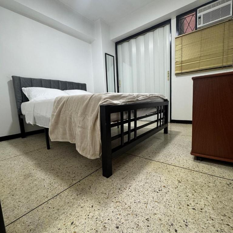 2 Apto Céntrico Saime, Ministerios y Mayoristas ropa - Apartamento de 2 dormitorios - 8