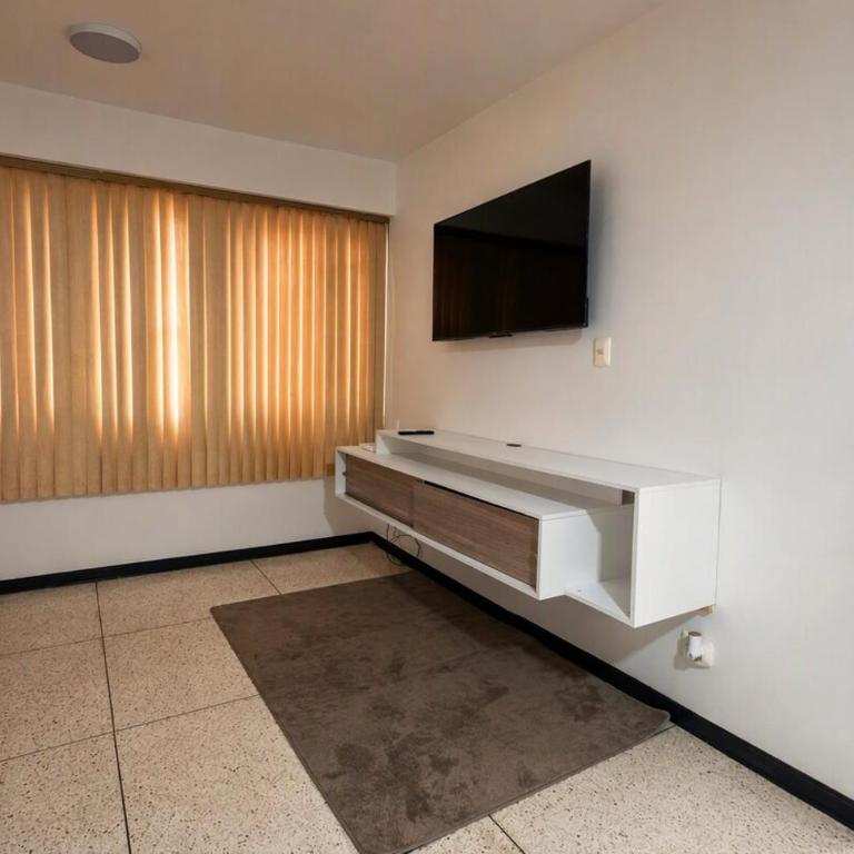 2 Apto Céntrico Saime, Ministerios y Mayoristas ropa - Apartamento de 2 dormitorios - 10