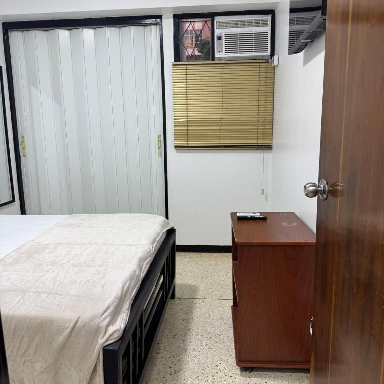 2 Apto Céntrico Saime, Ministerios y Mayoristas ropa - Apartamento de 2 dormitorios - 14