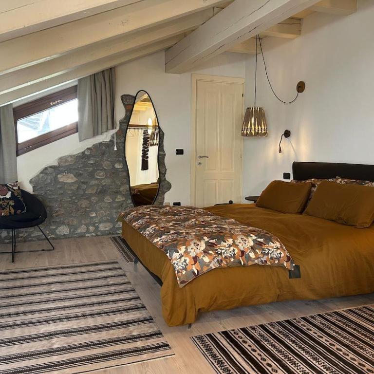 Aosta Giannetti Home loft centro storico - One-Bedroom Apartment - 2