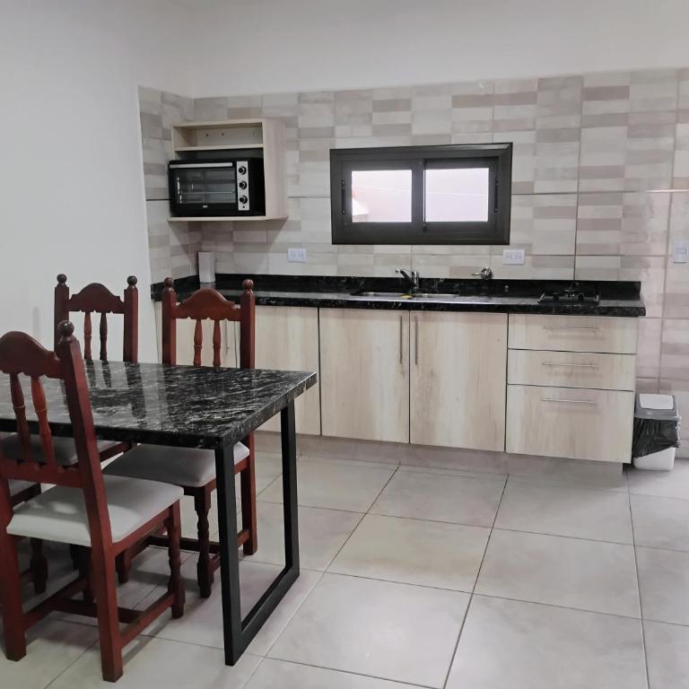 Departamento duplex centro con asador y pileta - One-Bedroom Apartment - 2