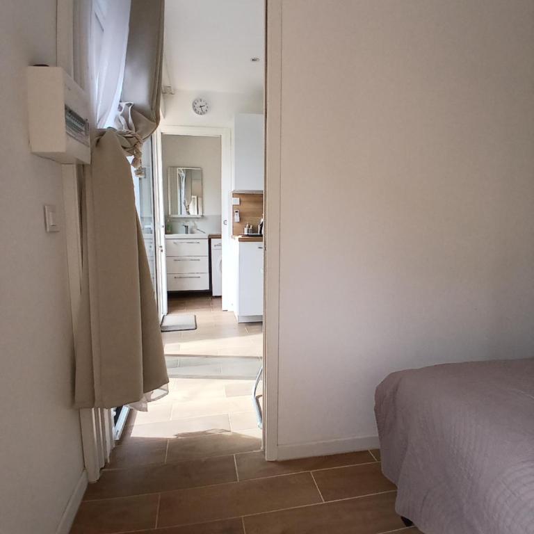 Appartement avec piscine au calme - Appartement 1 Chambre - 10