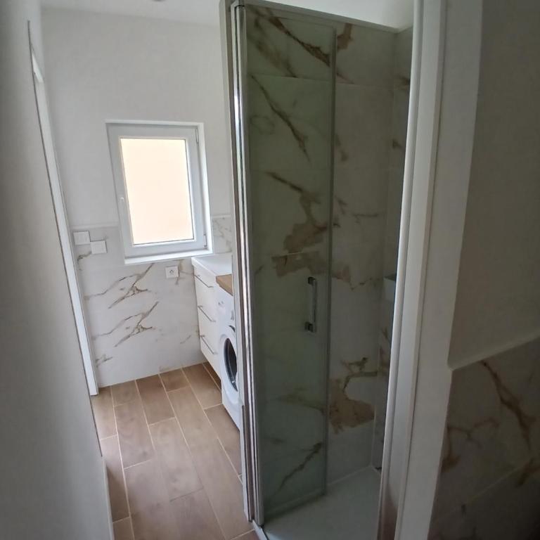 Appartement avec piscine au calme - Appartement 1 Chambre - 12