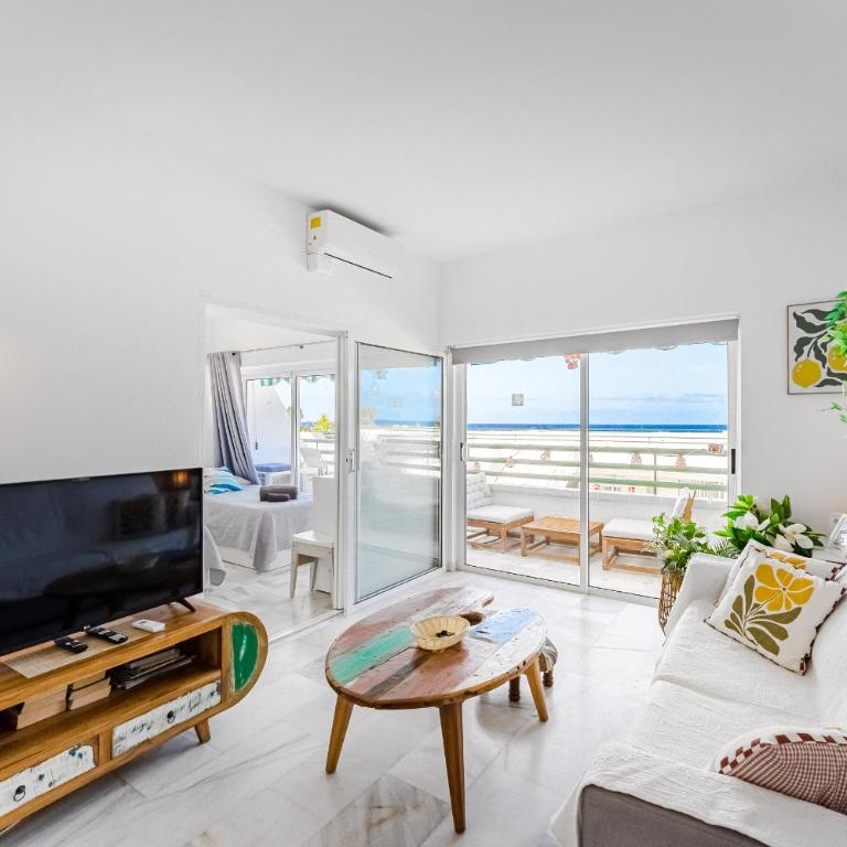 Apartment in complex Altamira with direct ocean view - Two-Bedroom Apartment - 1