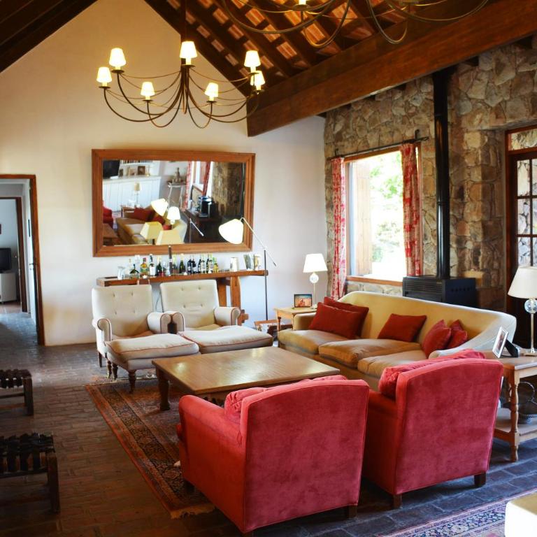 Chacra Las Moradas - Four-Bedroom House - 16