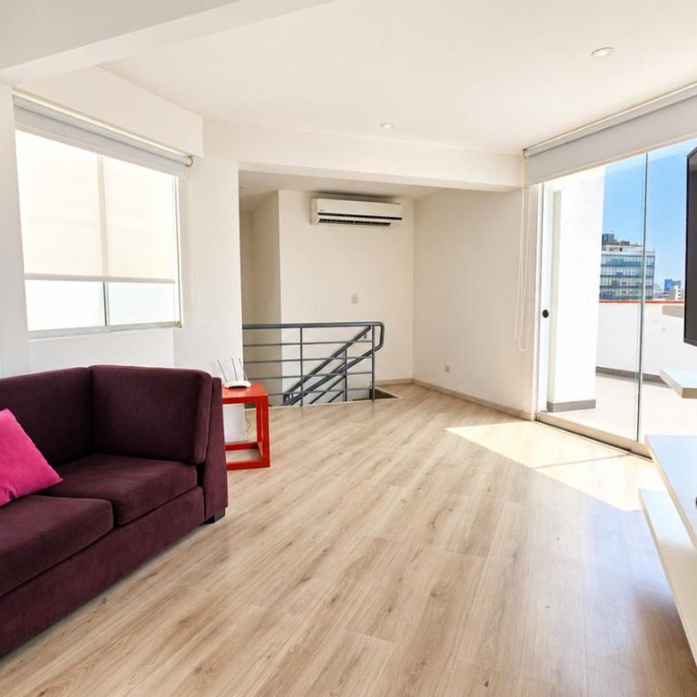 Duplex Apartamento con terraza en Miraflores - Apartamento Dúplex - 5