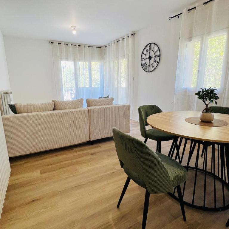 Les Terrasses de Millau 2-Bedroom Apartment Parking and terraces - Appartamento con 2 Camere da Letto - 2
