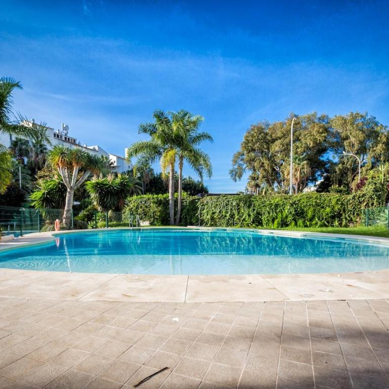 3 Bedroom duplex with pool in Puerto Banus - Apartamento de 3 dormitorios - 25