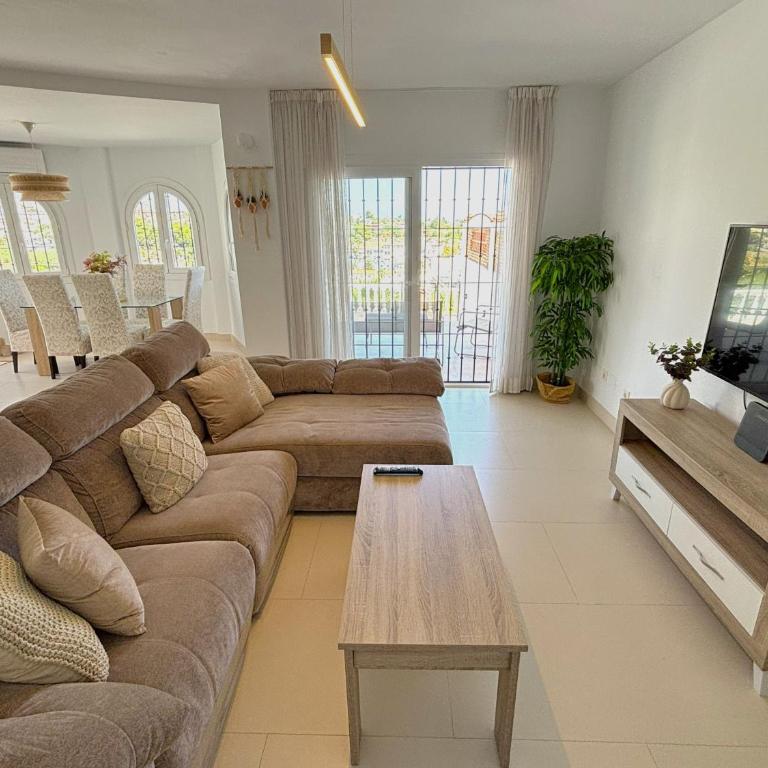 Evans Realty DJ - Villa Lujo&Piscina&Vistas&BBQ - Villa - 17