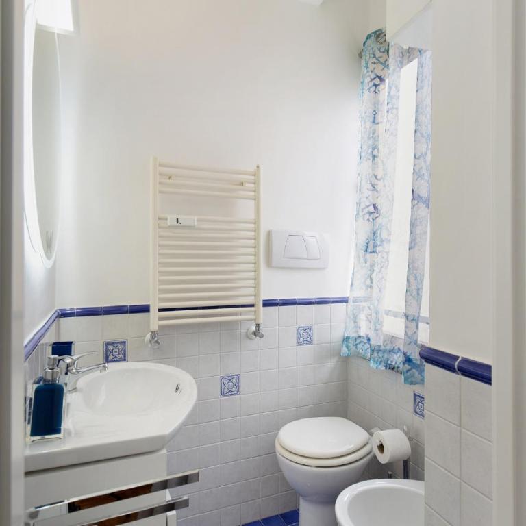 La Casa Di Alice - Metro B - Two-Bedroom Deluxe Apartment with Garden View - 26