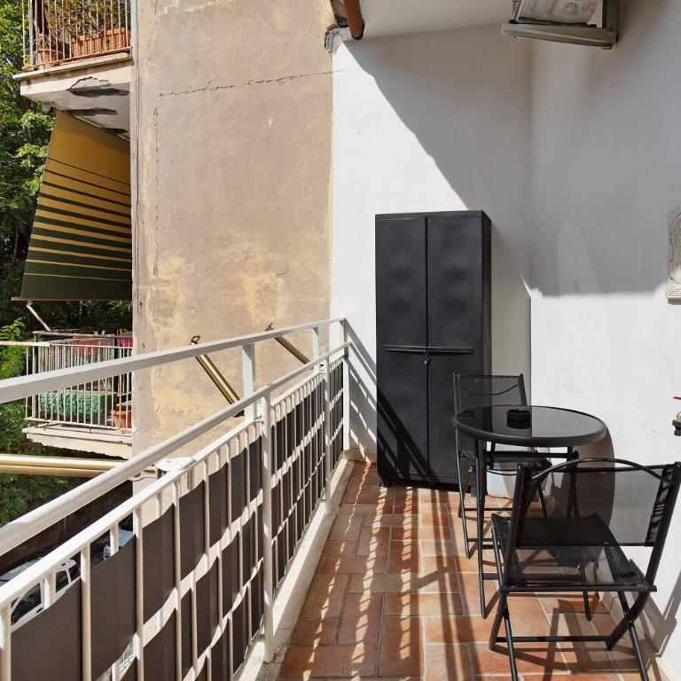 La Casa Di Alice - Metro B - Two-Bedroom Deluxe Apartment with Garden View - 2