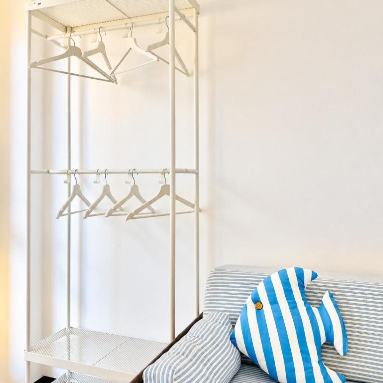 Hostdomus - Sea View Suite - Two-Bedroom Apartment - 19