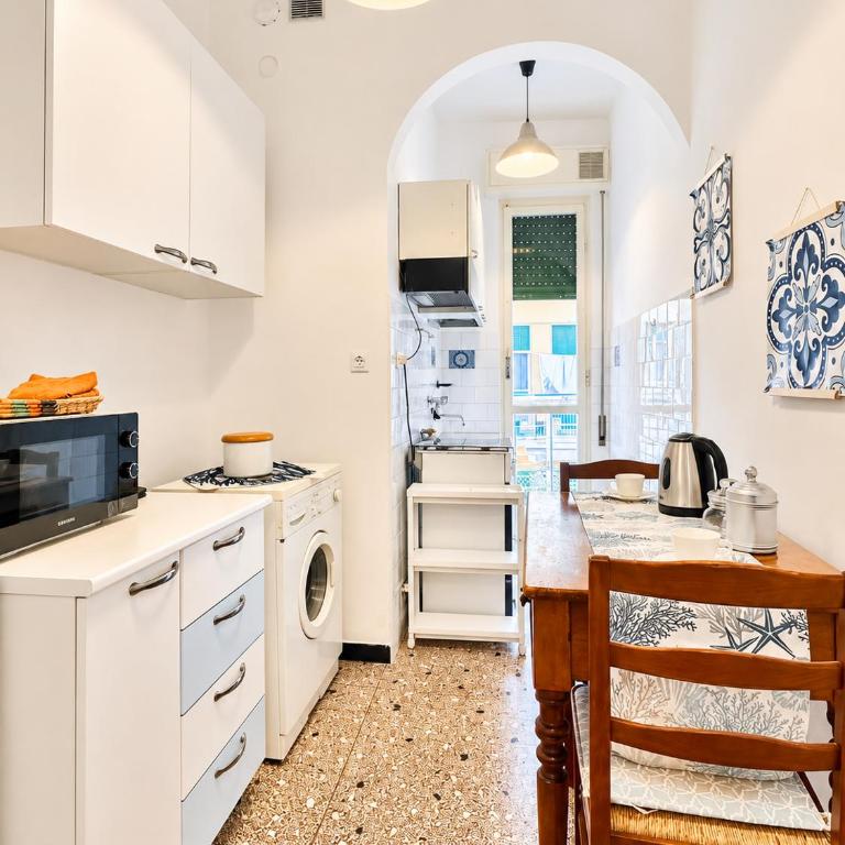 Hostdomus - Sea View Suite - Two-Bedroom Apartment - 16