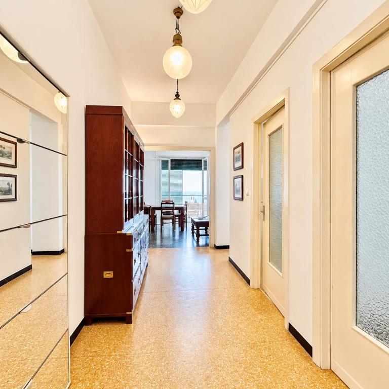 Hostdomus - Sea View Suite - Two-Bedroom Apartment - 26