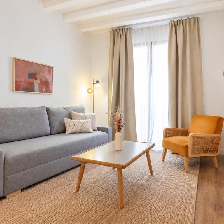 Sweett - The Gothic - Apartamento de 3 dormitorios con balcón - 1