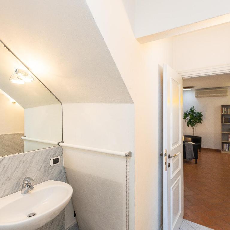 Michelangelo Rental in Florence - One-Bedroom Apartment - 16