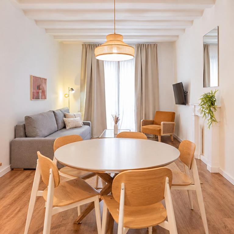Sweett - The Gothic - Apartamento de 3 dormitorios con balcón - 3