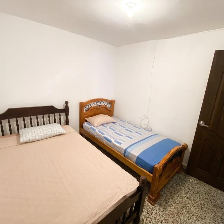 Comodo apartamento para parejas en Bello - Two-Bedroom Apartment - 7