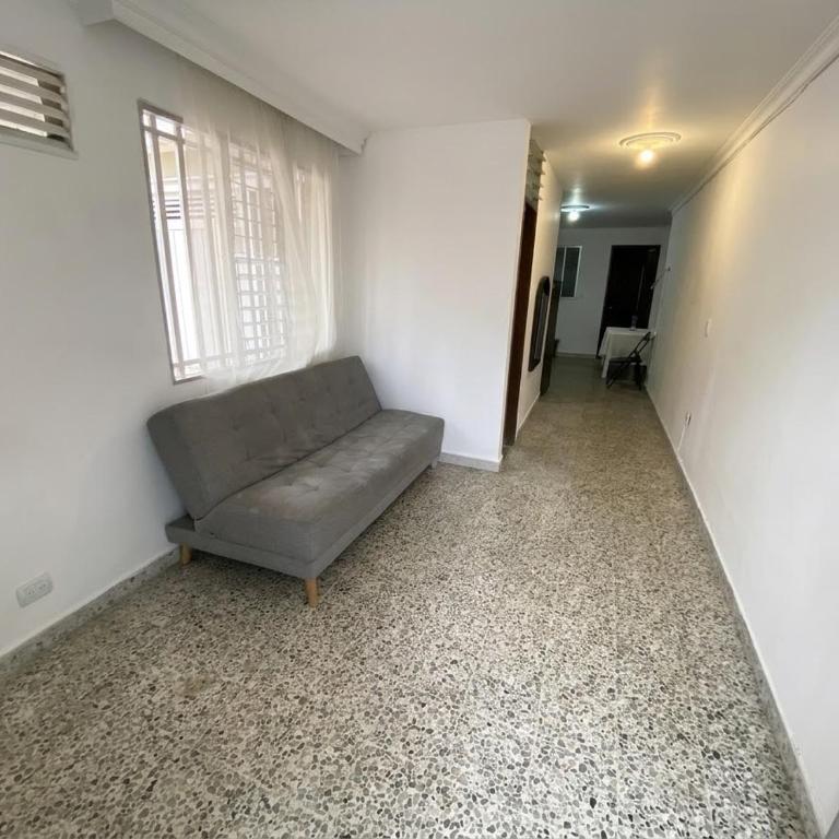 Comodo apartamento para parejas en Bello - Two-Bedroom Apartment - 8