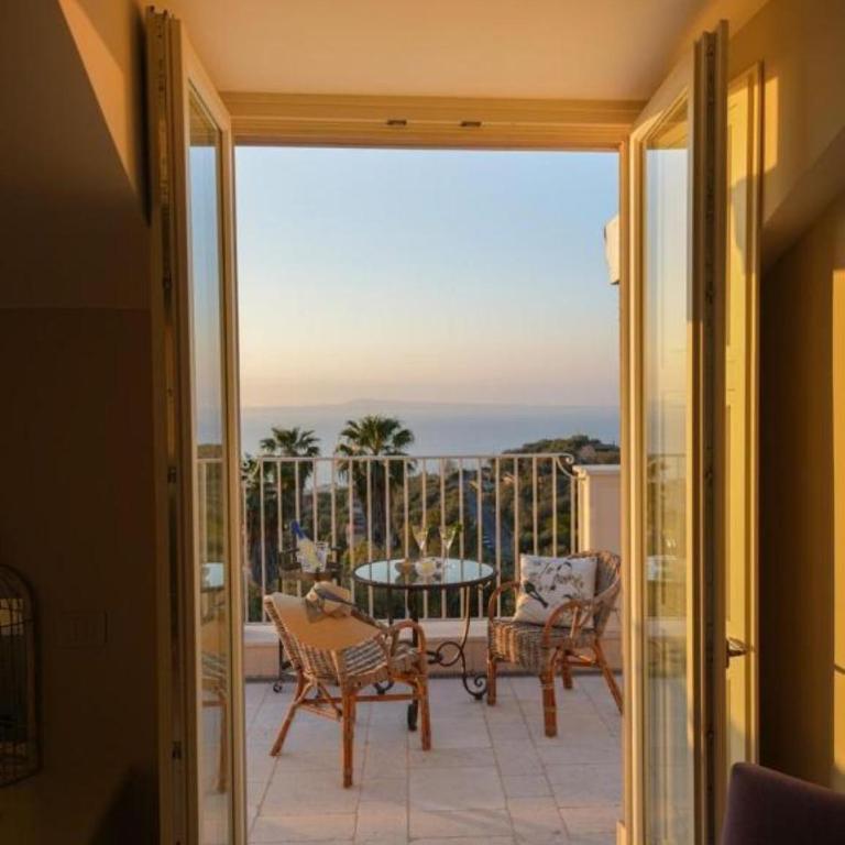 Modern & Private Villa in Unique Location, Pool and Sunset Terrace - Villa con Piscina Privata - 79
