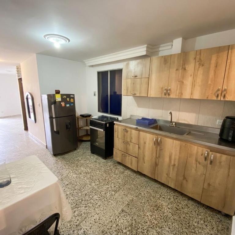 Comodo apartamento para parejas en Bello - Two-Bedroom Apartment - 12