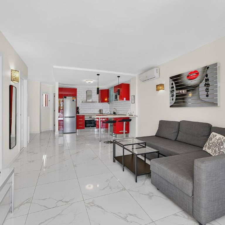 Modern apartments in Parque Royal I, Playa Fañabe - Two-Bedroom Apartment - 32