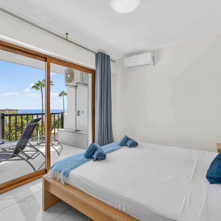 Modern apartments in Parque Royal I, Playa Fañabe - Two-Bedroom Apartment - 28