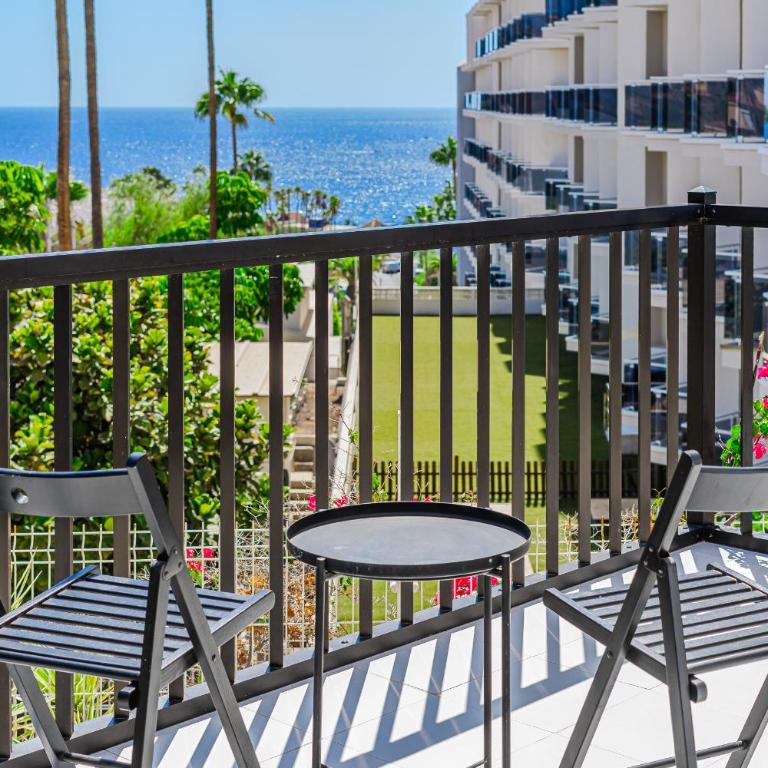 Modern apartments in Parque Royal I, Playa Fañabe - Two-Bedroom Apartment - 19