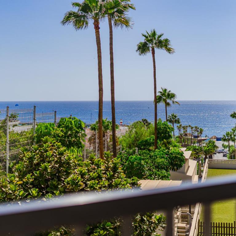Modern apartments in Parque Royal I, Playa Fañabe - Two-Bedroom Apartment - 21