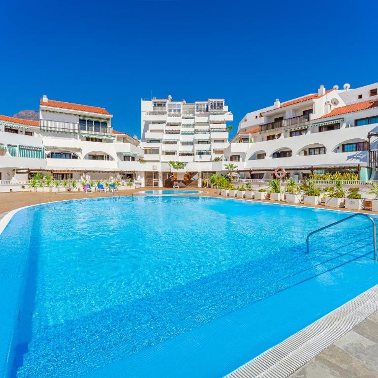 Modern apartments in Parque Royal I, Playa Fañabe - Two-Bedroom Apartment - 24