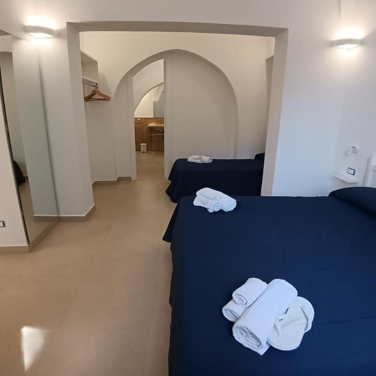 ApartHotel Antica Repubblica in the historical center 2 minutes away,100mt from the Sea - Suite Appartamento con 3 Camere da Letto - 11