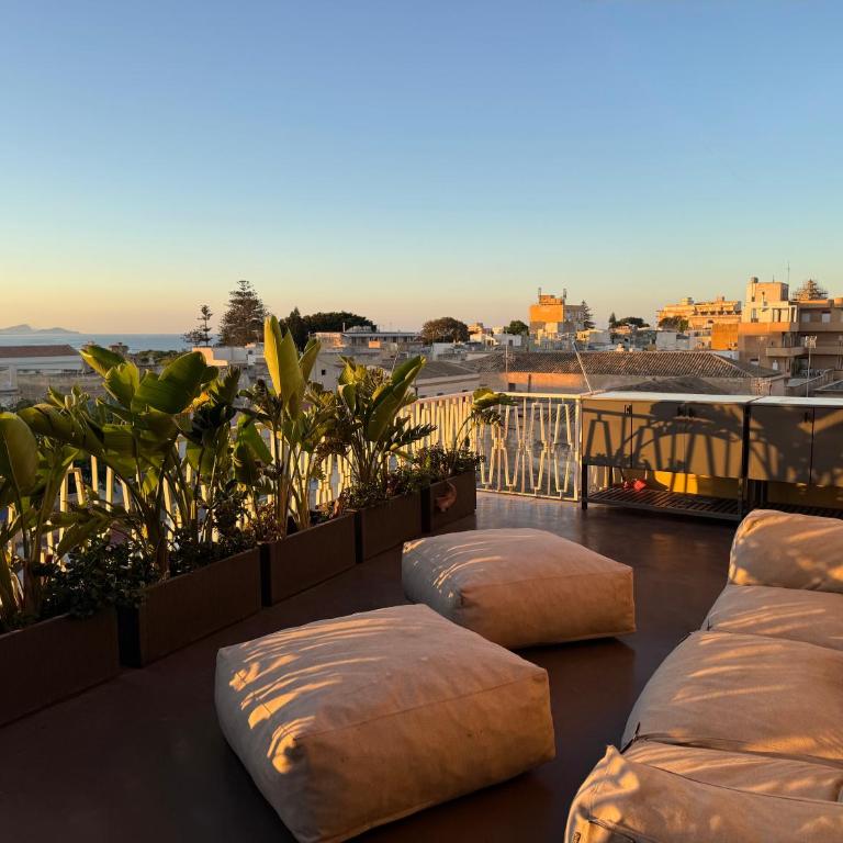Terrazza 29 Marsala Apartment - Three-Bedroom Apartment with Ocean View - 1