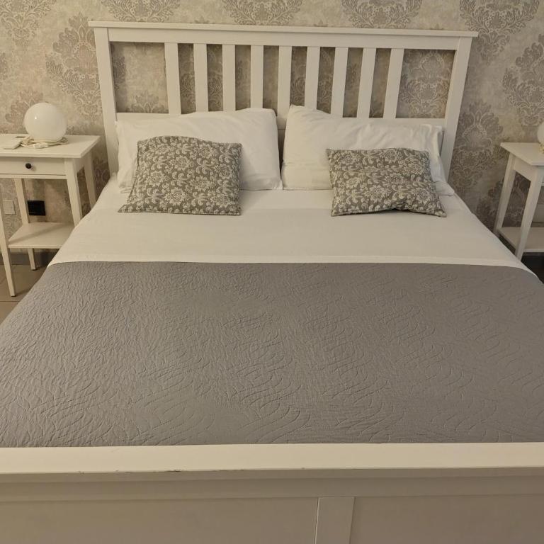 Residenza Locatelli - One-Bedroom Apartment - 87