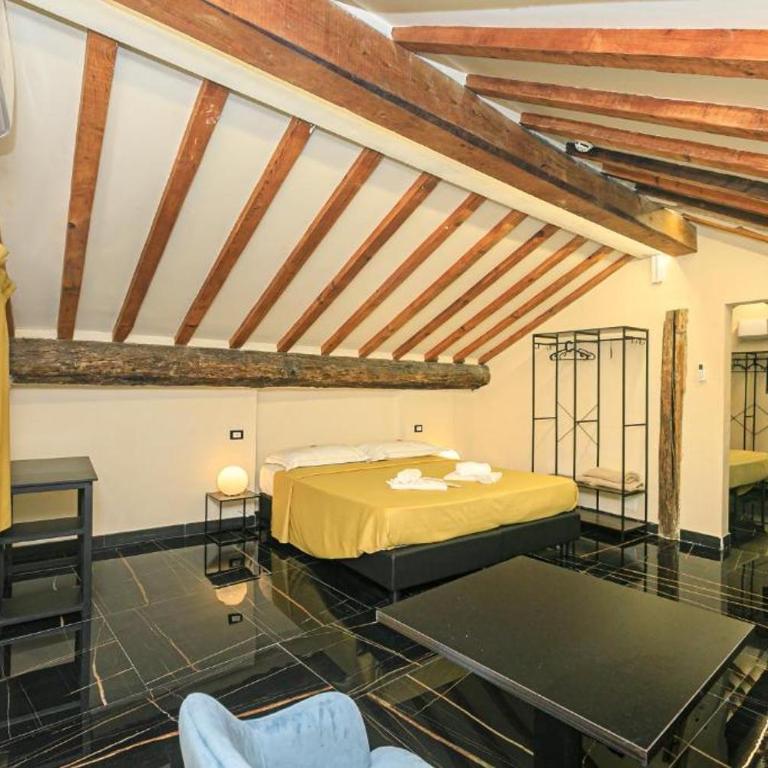 Hotel Torre Orefici - Suite Duplex - 1