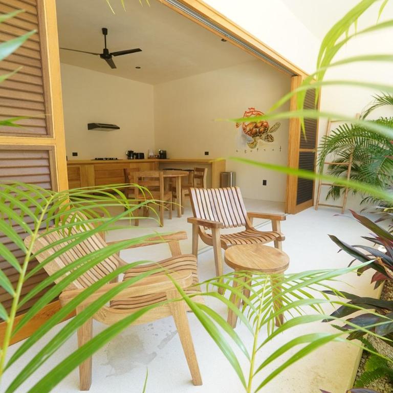 Casa Borka LUXURY FULLY FURNISHED BEACH CONDOS WITH POOL - Apartamento - 5