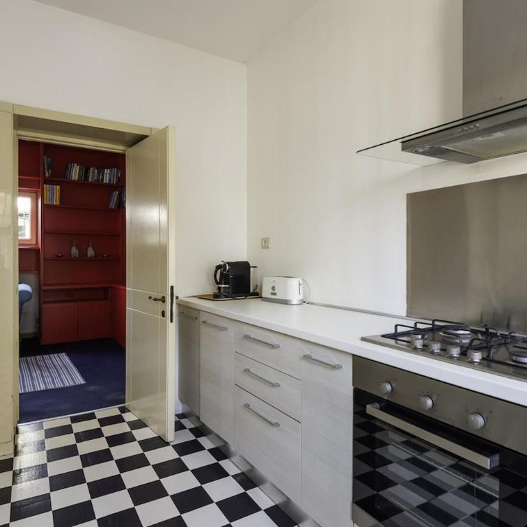 Spanish Steps Luxury Penthouse - Appartamento Attico con 4 Camere da Letto - 80