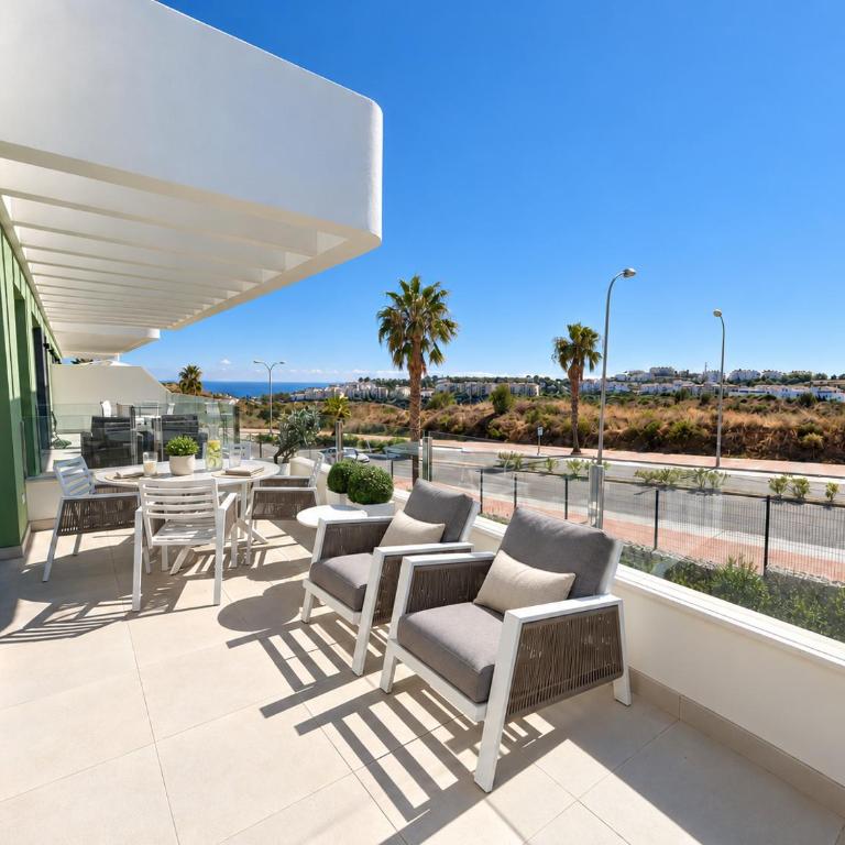 Private Rooftop Penthouse, Sea & Golf Views - Magnolia Marbella - Apartamento Ático - 3