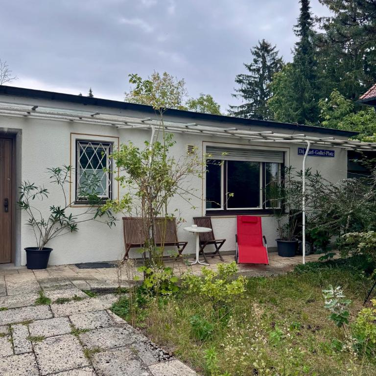 Schöne Unterkunft mit Garten, gute Lage, Tram Bus - One-Bedroom Apartment - 11