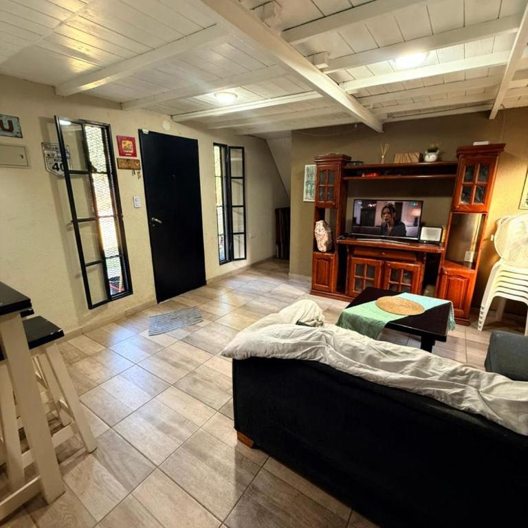 CASA QUINTA CON PILETA A 20m DE LUJAN - One-Bedroom Apartment - 11