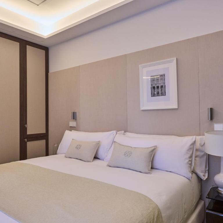 Glinter Plaza de las Cortes - Habitación Doble Deluxe - 1 o 2 camas - 5