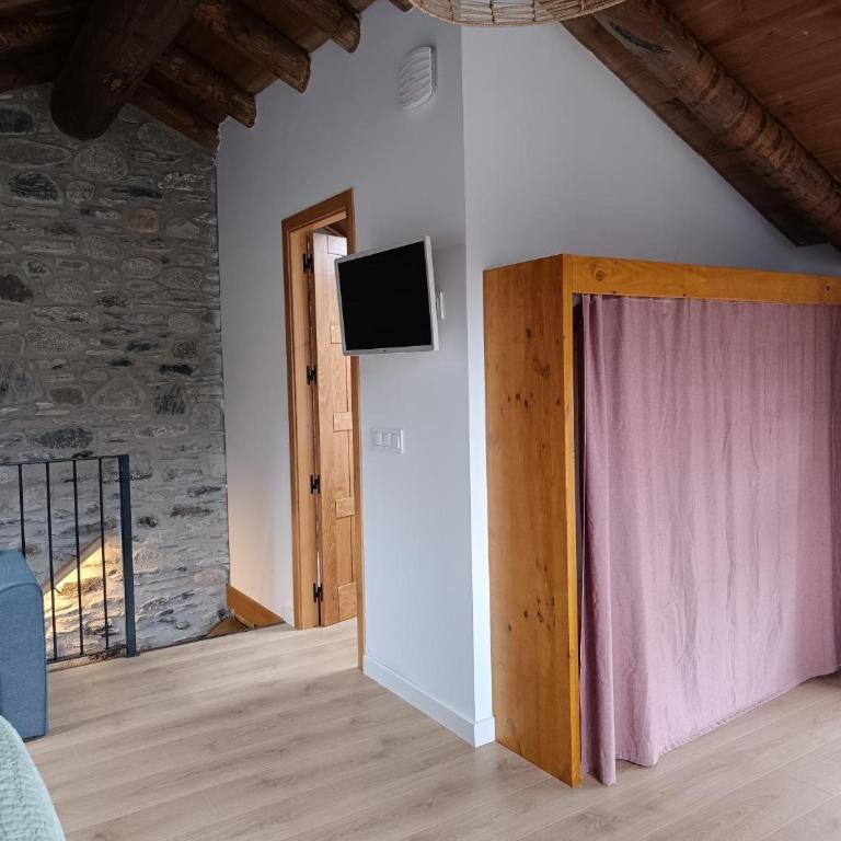 Casa Rural Fort De Bernat - Three-Bedroom House - 11