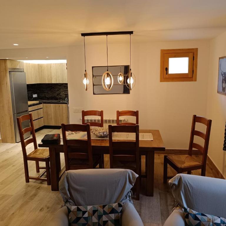 Casa Rural Fort De Bernat - Three-Bedroom House - 6
