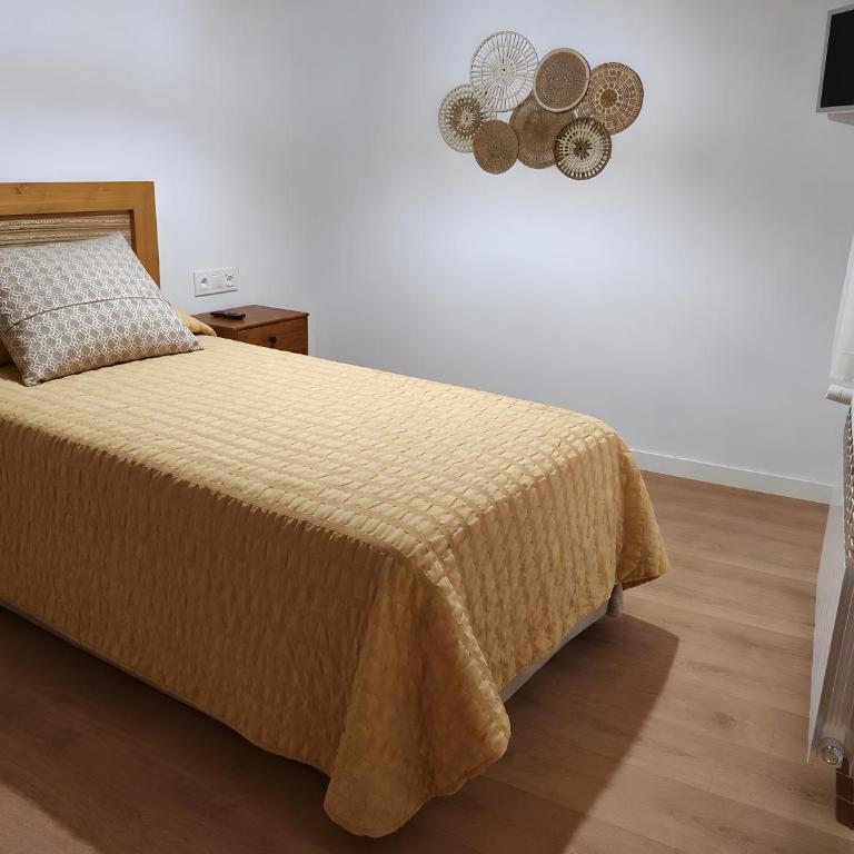 Casa Rural Fort De Bernat - Three-Bedroom House - 15