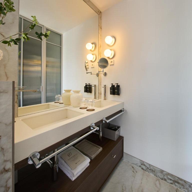 Glinter Plaza de las Cortes - Habitación Doble Deluxe con bañera - 2