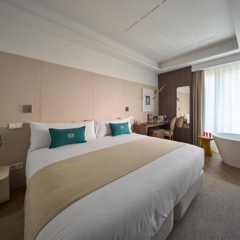 Glinter Plaza de las Cortes - Habitación Doble Deluxe con vistas a la ciudad - 1 o 2 camas - 4
